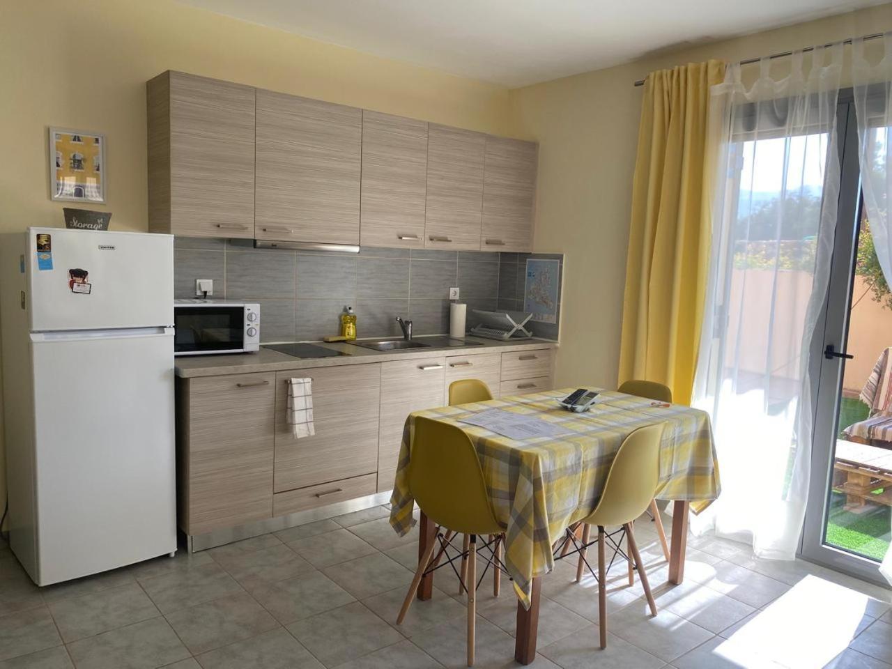 Apartment Lotus Sea View Lixouri