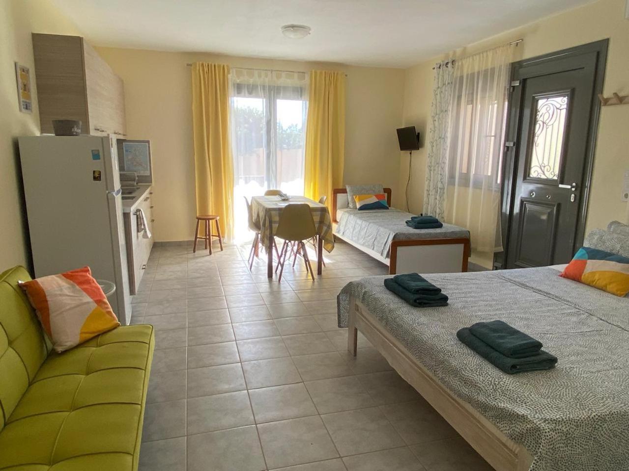 Lotus Sea View Apartment